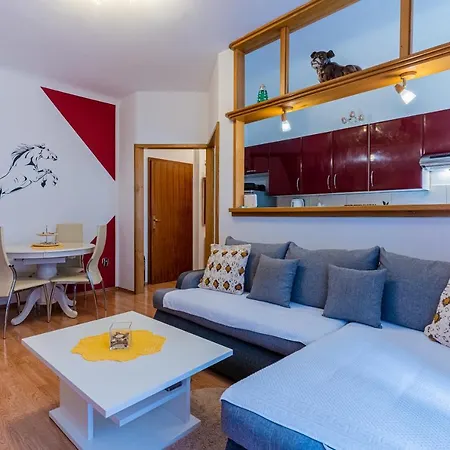 Apartment Apartman Milla *